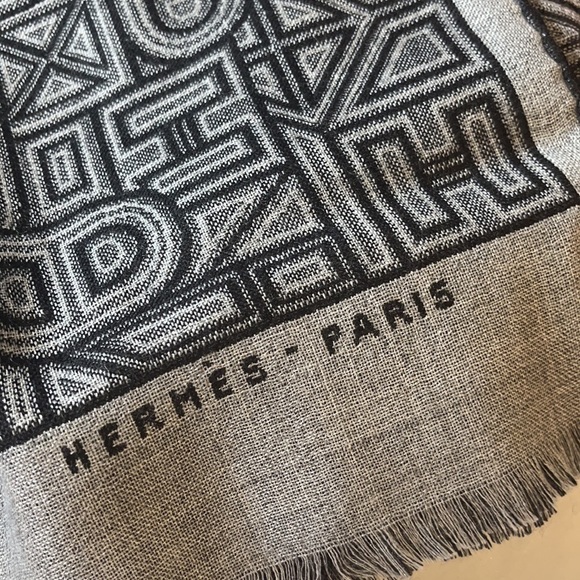 Hermes Scarf SOLD - Picture 4 of 6